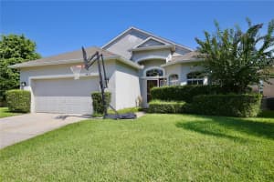 4876 Waterside Pointe Cir, Orlando, FL 32829, Sold 01/03/22
