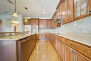 483 Cascading Creek Ln, Winter Garden, FL 34787, Sold 10/08/21