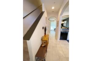 1142 Grantham Dr, Sarasota, FL 34234, Sold 11/01/21