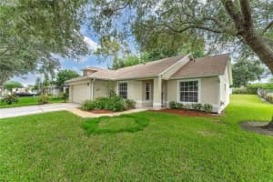 883 Lake Jackson Cir, Apopka, FL 32703, Sold 10/18/21