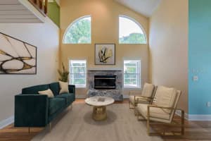4051 Prairie View Dr N, Sarasota, FL 34232, Sold 10/15/21
