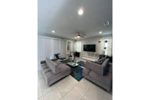 7459 Marker Ave, Kissimmee, FL 34747, Sold 01/19/22