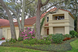 1154 W Winged Foot Cir, Winter Springs, FL 32708, Sold 11/09/21