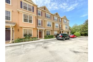 325 Memphis Cir, Lake Mary, FL 32746, Sold 11/19/21
