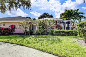 3204 Lakemont Ct, Palm Beach Gardens, FL 33403, Sold 11/01/21