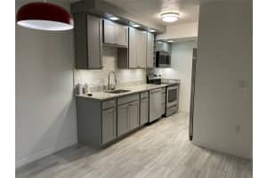 5021 Vineland Rd, Orlando, FL 32811, Sold 02/07/22