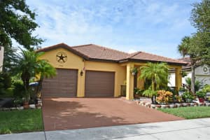 2980 Camino Real Dr S, Kissimmee, FL 34744, Sold 10/18/21