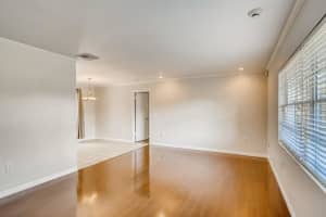 6221 Silver Glen Ct, Orlando, FL 32819, Sold 10/22/21