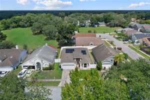 1241 Woodfield Oaks Dr, Apopka, FL 32703, Sold 10/25/21
