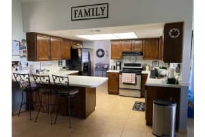 2445 Tesoro Ct, Kissimmee, FL 34744, Sold 12/13/21