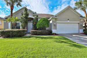521 Majestic Oak Dr, Apopka, FL 32712, Sold 12/09/21