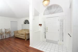 240 Old Mill Cir, Kissimmee, FL 34746, Sold 12/23/21