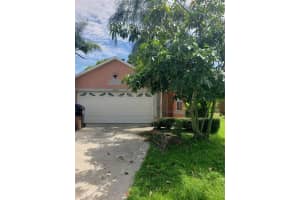 9948 Flynt Cir, Orlando, FL 32825, Sold 12/01/21