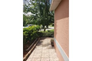 9948 Flynt Cir, Orlando, FL 32825, Sold 12/01/21