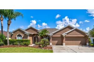 419 Osprey Lakes Cir, Chuluota, FL 32766, Sold 11/05/21