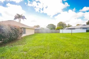 7444 Floral Cir, Lakeland, FL 33810, Sold 11/09/21