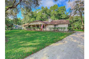 100 Ross Lake Ln, Sanford, FL 32771, Sold 11/12/21