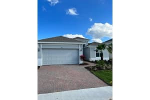 879 Grazie Loop, Davenport, FL 33837, Sold 04/29/22