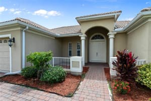 3826 Shoreview Dr, Kissimmee, FL 34744, Sold 10/27/21