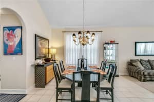 7209 Black Bull Ln, Orlando, FL 32835, Sold 11/12/21