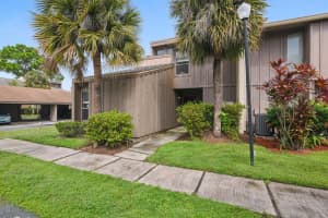 5315 Jasmine Creek Ln, Orlando, FL 32811, Sold 12/01/21