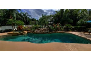2285 Wintermere Pointe Dr, Winter Garden, FL 34787, Sold 11/16/21