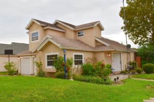 2200 Canonero Ct, Orlando, FL 32825, Sold 12/22/21