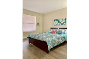 4756 Walden Cir, Orlando, FL 32811, Sold 11/12/21