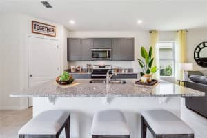 5721 Horseshoe Loop, Apopka, FL 32712, Sold 01/21/22