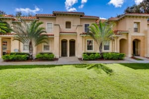5370 Paradise Cay Cir, Kissimmee, FL 34746, Sold 11/19/21