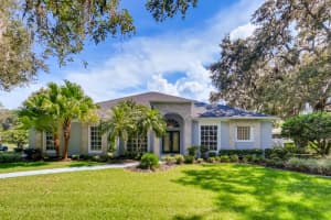 5222 Hammock Pointe Ct, St Cloud, FL 34771, Sold 11/30/21