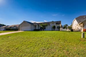 5637 Loma Vista Dr W, Davenport, FL 33896, Sold 10/21/21