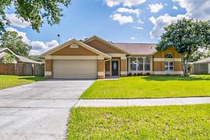 8135 Cloverglen Cir, Orlando, FL 32818, Sold 01/21/22