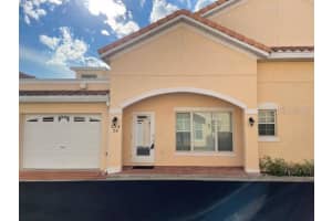 324 David Walker Dr, Tavares, FL 32778, Sold 11/30/21