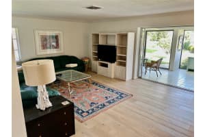 3245 Fairhaven Ln, Sarasota, FL 34239, Sold 01/27/22