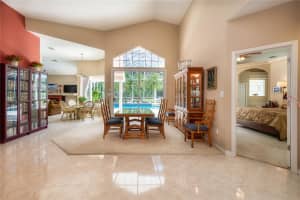 6609 Crenshaw Dr, Orlando, FL 32835, Sold 12/01/21
