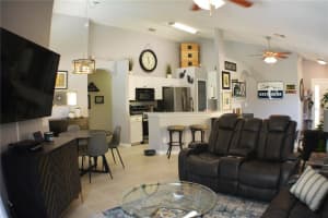 156 African Daisy Ct, Davenport, FL 33837, Sold 11/05/21