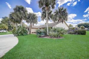 7612 Orange Tree Ln, Orlando, FL 32819, Sold 05/27/22