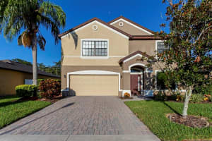 2117 Lili Petal Ct, Sanford, FL 32771, Sold 02/23/22