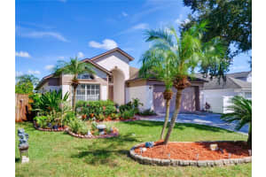 642 Lake Davenport Blvd, Davenport, FL 33897, Sold 11/01/21