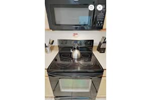 2785 Oakwater Dr, Kissimmee, FL 34747, Sold 10/29/21