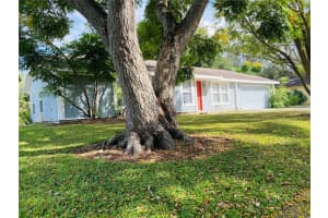 7767 Murcott Cir, Orlando, FL 32835, Sold 12/21/21