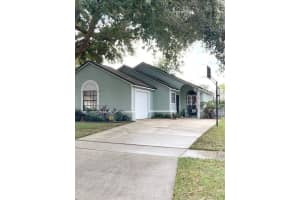 1976 Sheeler Oaks Dr, Apopka, FL 32703, Sold 11/22/21