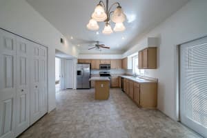 486 Knightswood Dr, Apopka, FL 32712, Sold 03/18/22