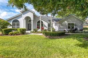 7910 Canyon Lake Cir, Orlando, FL 32835, Sold 11/12/21