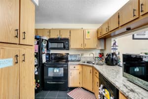 1238 Pine Ridge Cir, Sanford, FL 32773, Sold 11/23/21