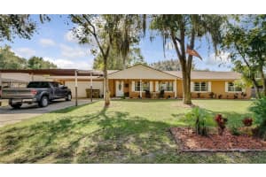 28428 Tammi Dr, Tavares, FL 32778, Sold 01/18/22