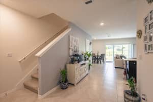 9016 Wildflower Ln, Kissimmee, FL 34747, Sold 12/09/21