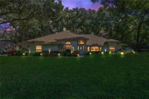 1240 Deer Lake Cir, Apopka, FL 32712, Sold 12/01/21