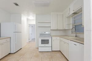 1947 Magnolia St, Sarasota, FL 34239, Sold 01/12/22
